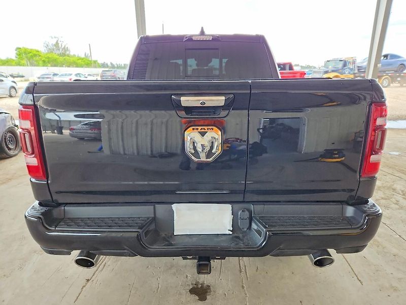 Dodge RAM (2019) 1500 LIMITED  - fotka 6 z 11