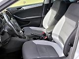 Volkswagen Jetta Trend LIFE *SERV.KNÍŽKA*       - náhled 28