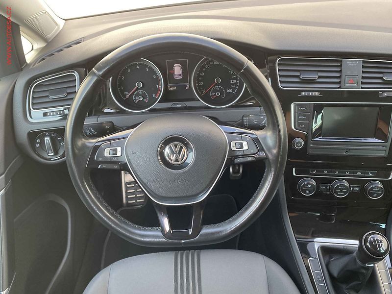 Volkswagen Golf (2016) 1.4 TSi, Allstar - fotka 11 z 17