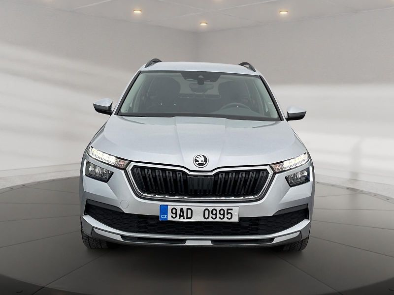 Škoda Kamiq (2022) AMBITION 1.0TSI 81kW CZ DPH - fotka 2 z 11