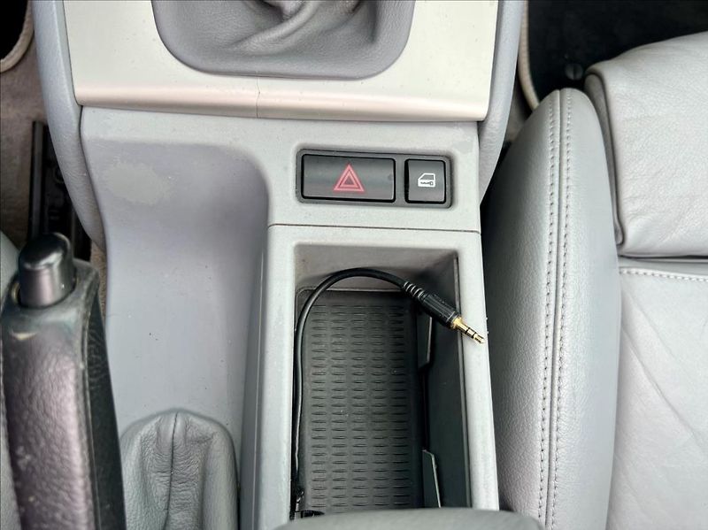 BMW Řada 3 318Ci / CABRIO - fotka 31 z 39