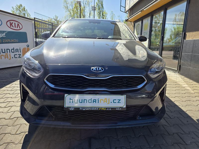 Kia Ceed (2019) 1.6-GT-LINE-AUTOMAT-TAŽNÉ - fotografie inzerátu