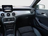 Mercedes-Benz GLA (2018) AMG line 220 4MATIC - náhled 8