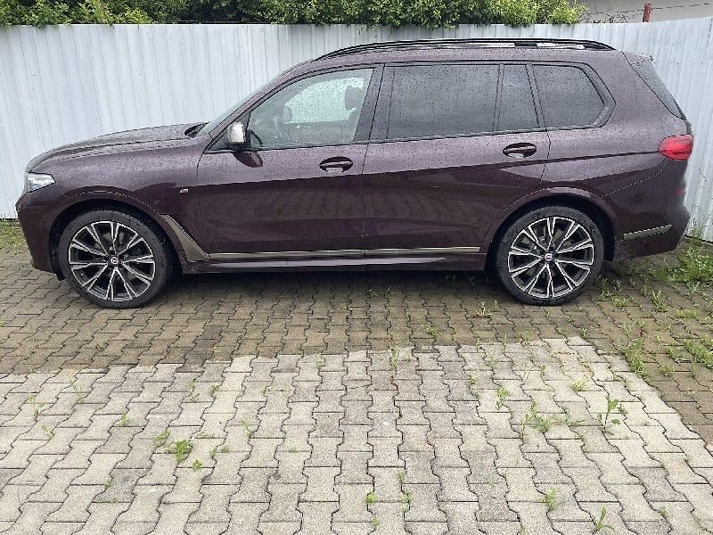 BMW X7 M50I - fotka 6 z 12