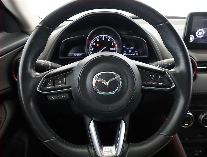 Mazda CX-3 (2017) Revolution 2.0 Skyactiv-G - fotka 8 z 17