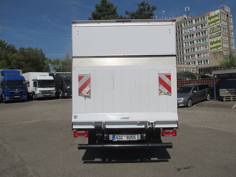 Iveco Daily 35C16 , 2,3l, 8 palet, HČ - fotka 5 z 21