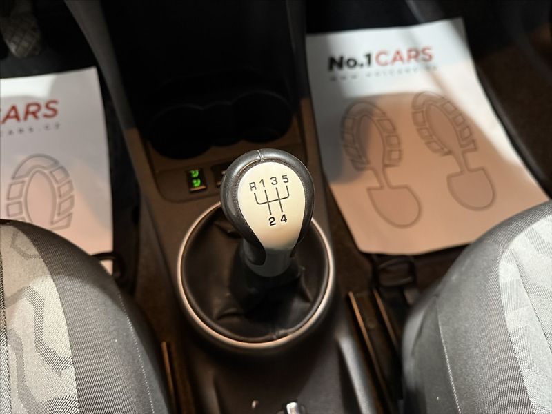 Škoda Roomster 1,9   TDI 77KW STYLE VÝHŘEV - fotka 14 z 26