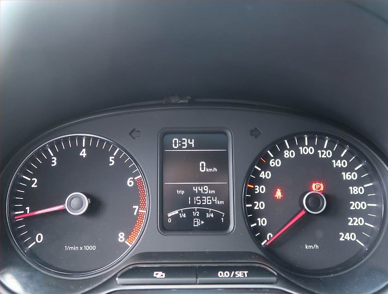 Volkswagen Polo (2012) 1.2 12V, Tempomat - fotka 11 z 13