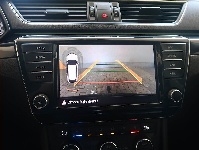 Škoda Superb (2016) Laurin&Klement 2.0 TDI, 4X4 - fotka 17 z 26