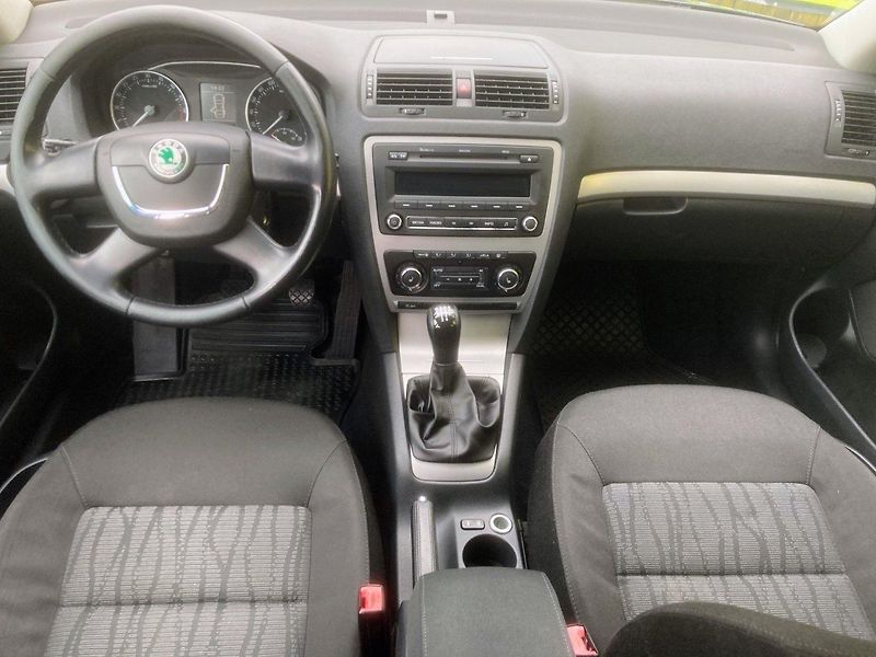 Škoda Octavia 1,6TDi (77kW)*PŮVOD ČR* - fotka 7 z 18