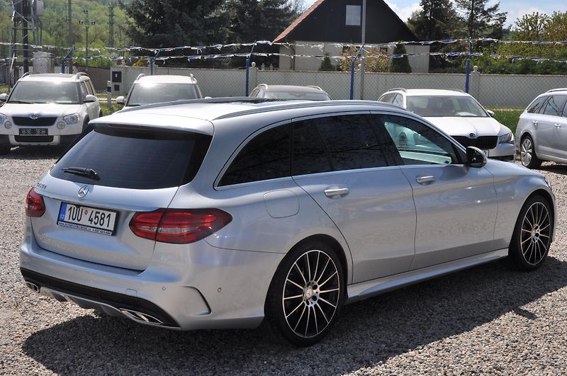 Mercedes-Benz Třídy C C 250d 150kW KOMBI - fotka 3 z 24