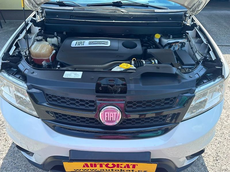 Fiat Freemont 2.0JTD 7-míst/Tempomat/Tažné - fotka 28 z 35