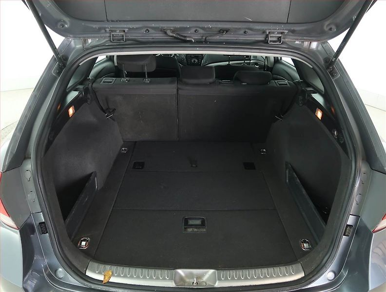 Hyundai i40 (2013) 1.7 CRDi, Tempomat - fotka 13 z 14