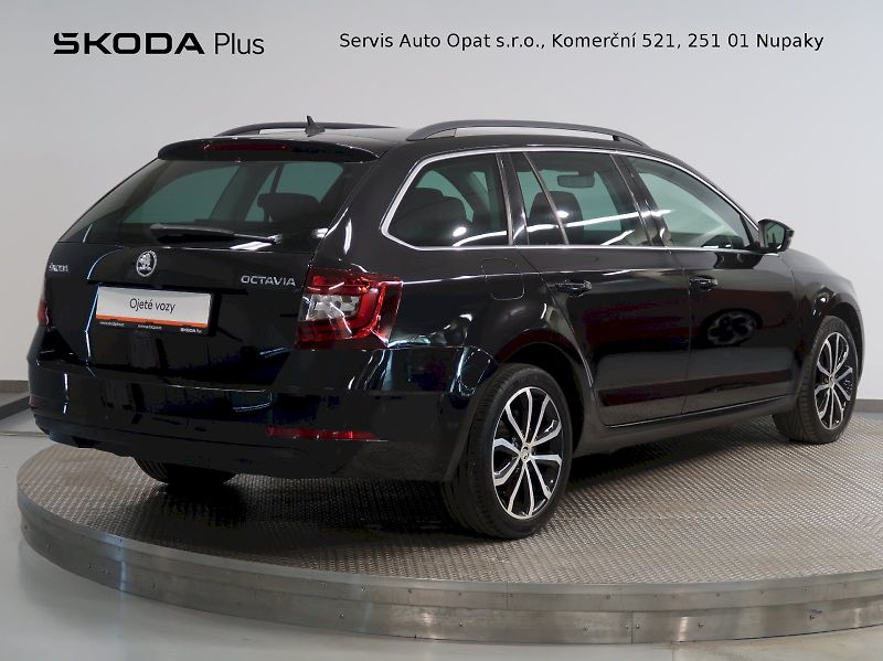 Škoda Octavia (2019) STYLE PLUS 1.5TSI 110KW DSG NA - fotka 2 z 38