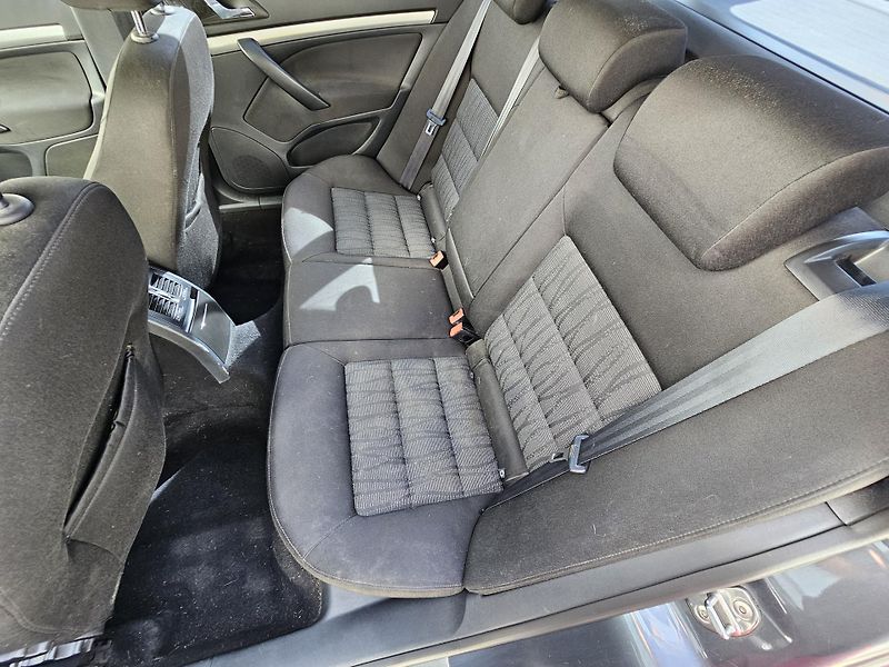 Škoda Octavia (2011) 2 2.0TDI DSG FACELIFT - fotka 14 z 18