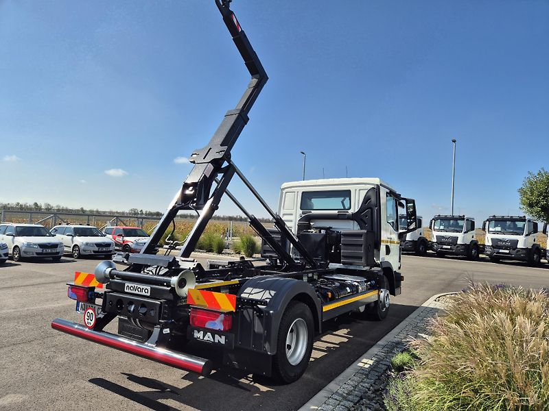 MAN TGL 12.190 + NOSIČ KONTEJNERU 8T  - fotka 8 z 23