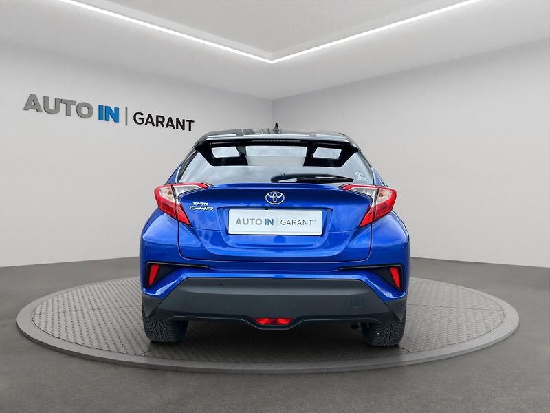 Toyota C-HR (2017) COMFORT 1.2 85kW, ČR, 1.maj, N - fotka 5 z 23
