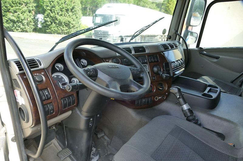 DAF (2006) 85CF 460 Euro 5 - fotka 9 z 32