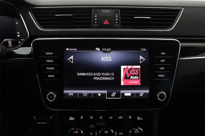Škoda Superb (2020) Laurin&Klement iV 1.4 TSI PHEV - fotka 9 z 20