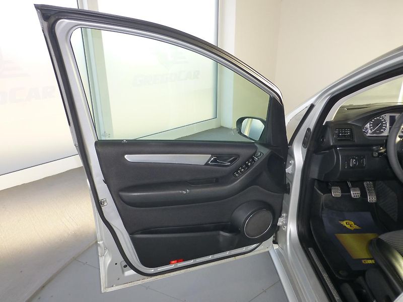 Mercedes-Benz Třídy B (2006) 2,0DCI**KLIMA**ALU KOLA - fotka 10 z 26