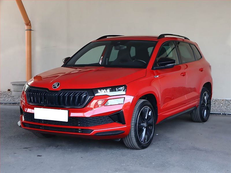 Škoda Karoq (2023) Sportline 1.5 TSI - fotka 2 z 22