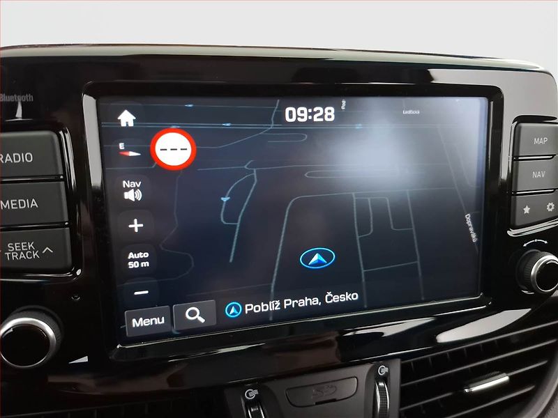 Hyundai i30 (2019) 1.4 T-GDI, Automat, Navi - fotka 13 z 21