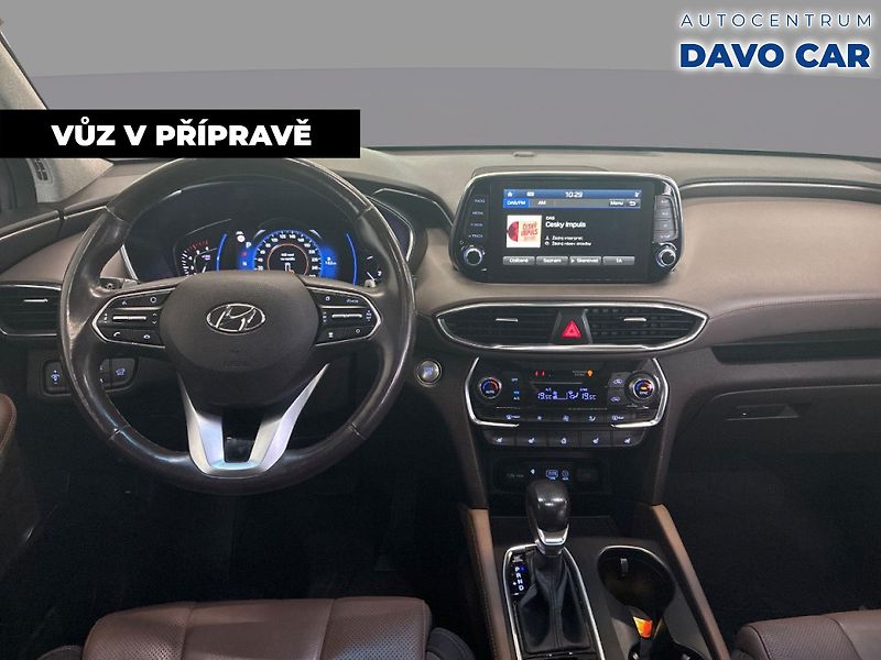 Hyundai Santa Fe 2,2 CRDi 147kW Premium+ 4x4 CZ - fotka 3 z 12
