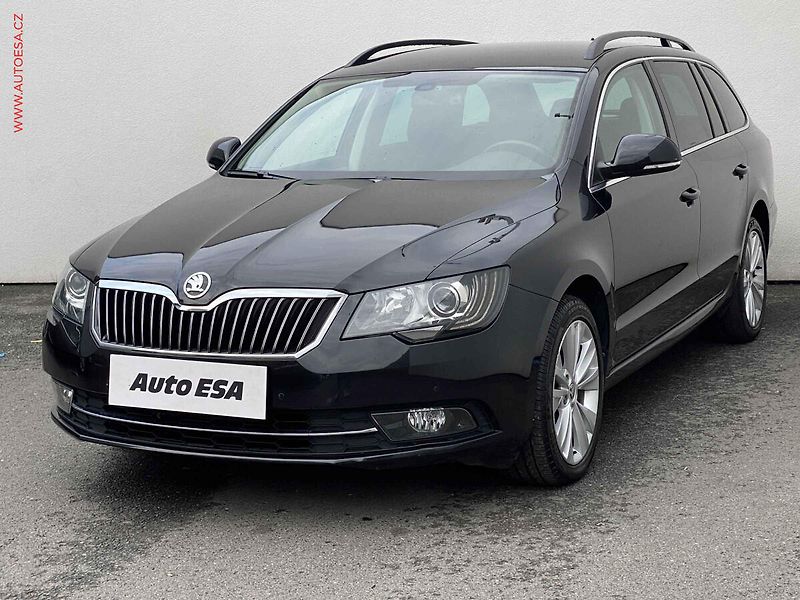 Škoda Superb (2014) 2.0 TDi, ČR, Ambition, bixen - fotka 3 z 20