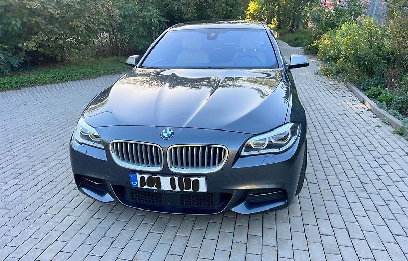 BMW Řada 5 (2016) - fotka 3 z 19