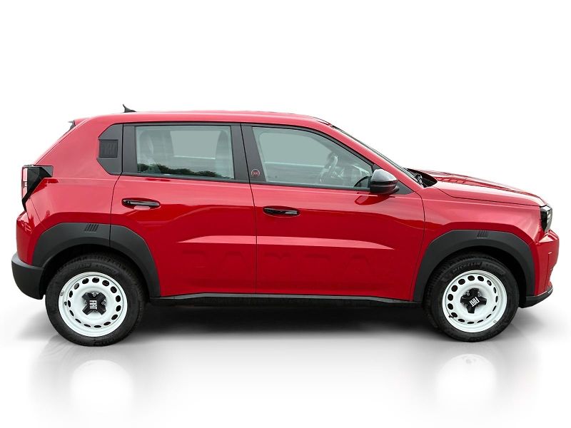 Fiat Grande Panda Electric (2026) RED 113k 44 kWh       - fotka 6 z 15