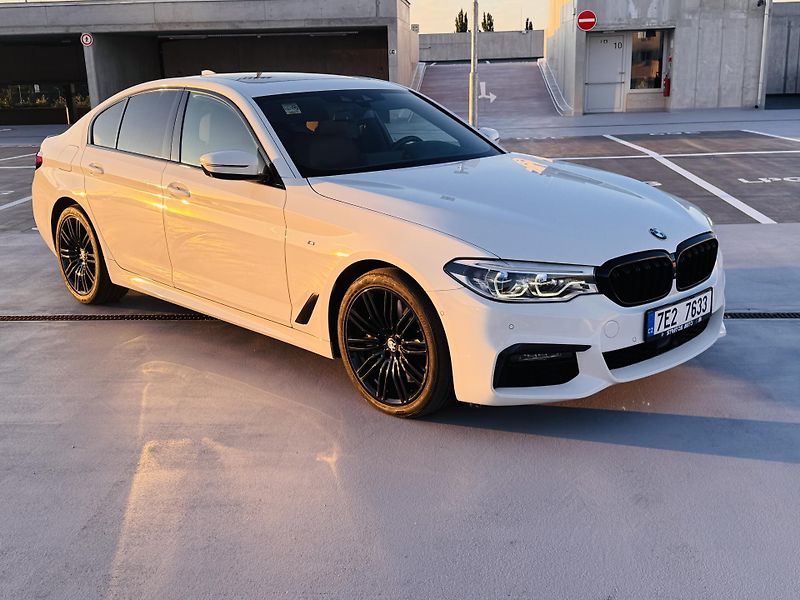 BMW Řada 5 (2018) - fotka 9 z 41