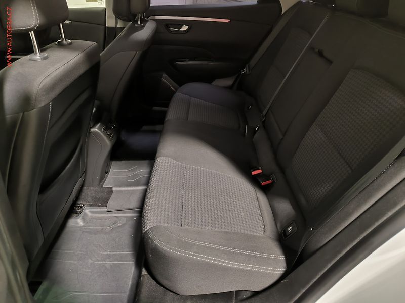 Renault Talisman (2016) 1.6 dCi, ČR, LED, navi - fotka 10 z 16