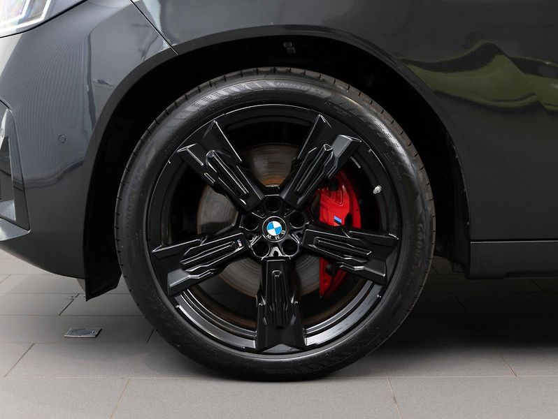 BMW X3 M50 xDrive - fotka 6 z 22