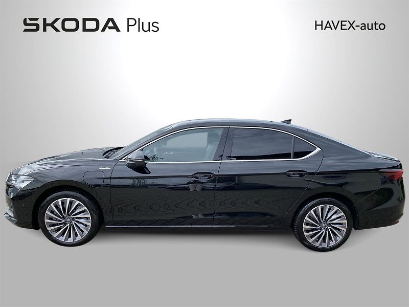 Škoda Superb (2025) 1.5 TSI iV DSG L&K - fotka 3 z 36