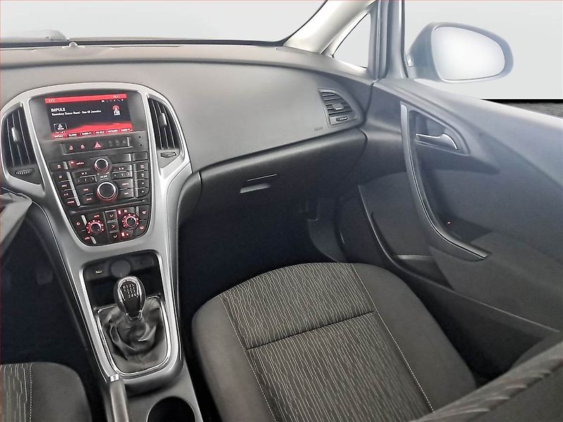 Opel Astra (2016) 1.6 CDTI, Tažné, jezdí výborně - fotka 8 z 17