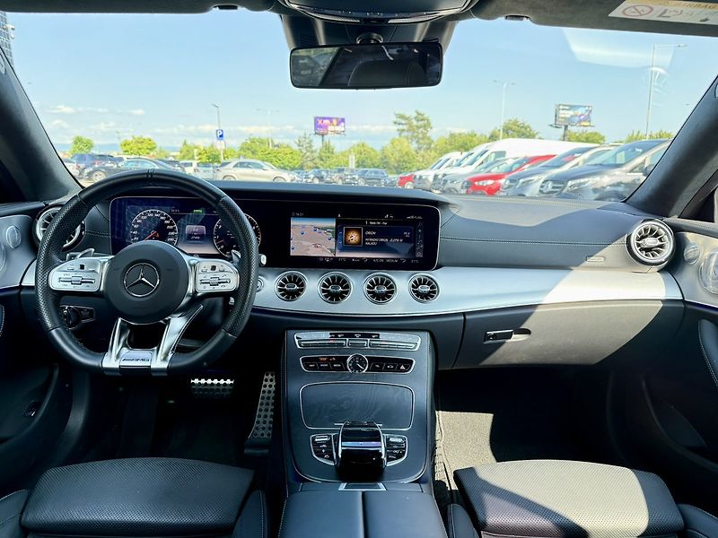 Mercedes-Benz Třídy E (2020) 53 AMG 4MATIC+ kupé - fotka 21 z 58