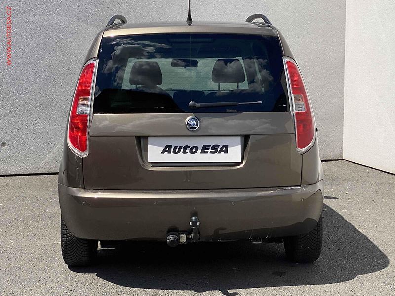 Škoda Roomster (2013) 1.2 TSI, Ambition, TZ - fotka 5 z 19