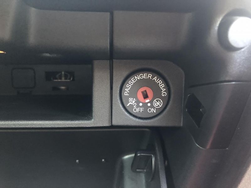 Ford Fiesta (2018) 1,0 NAVI AL kola rezervace - fotka 55 z 69