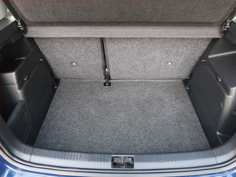 Škoda Fabia (2015) 1.2 TSI, Tempomat - fotka 13 z 17