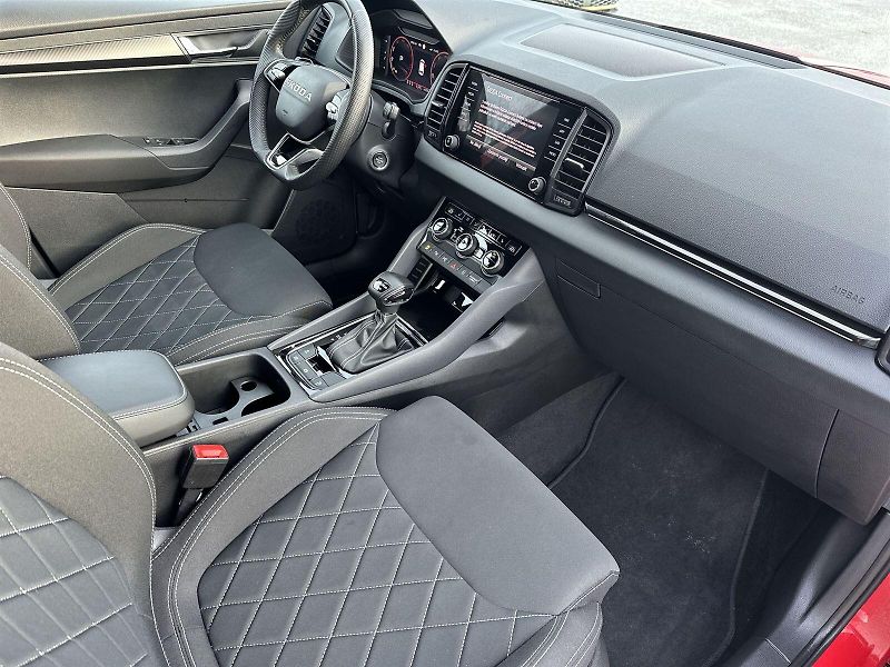 Škoda Karoq (2025) 2.0 TDI 4x4 DSG Sportline - fotka 9 z 33