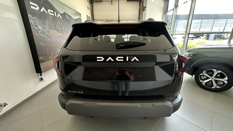 Dacia Duster (2026) Journey Eco-G 120 auto - fotka 5 z 15
