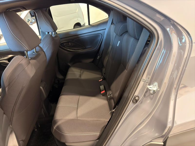 Toyota Yaris Cross (2026) Style  1.5 Hybrid (130k) - fotka 8 z 11