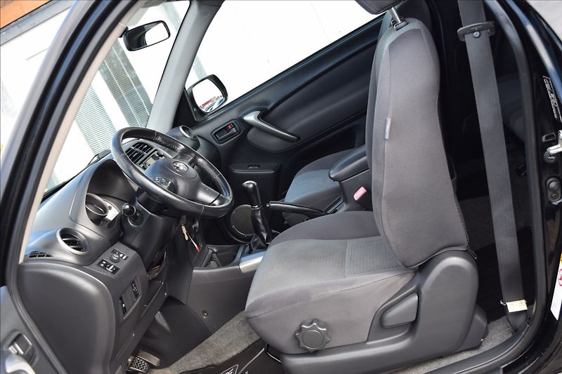 Toyota RAV4 2,0 VVT-i 4WD 110KW BEZ KOROZE - fotka 17 z 33