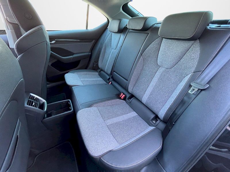 Škoda Octavia (2025) 1.5 TSI 110 kW Top Selection - fotka 25 z 34