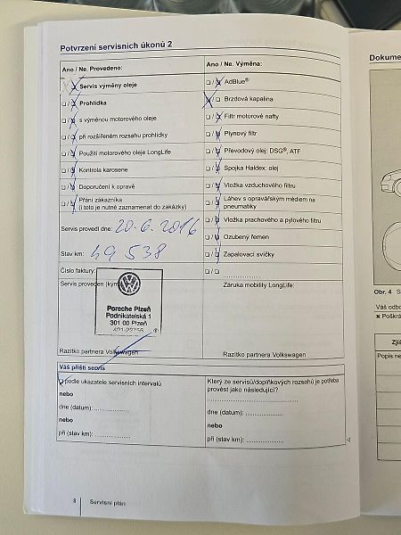 Volkswagen Tiguan 1,4 TSi, ČR, 1.maj, serv.kn. - fotka 31 z 40