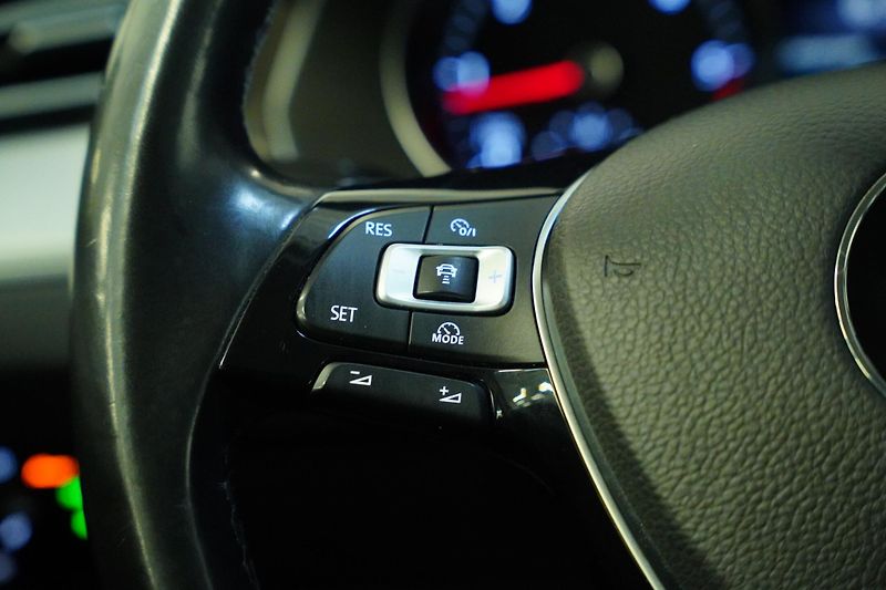 Volkswagen Passat - fotka 16 z 28
