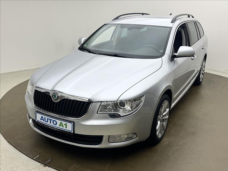 Škoda Superb 2,0 TDi DSG ALU COLUMBUS TAŽNÉ - fotografie inzerátu