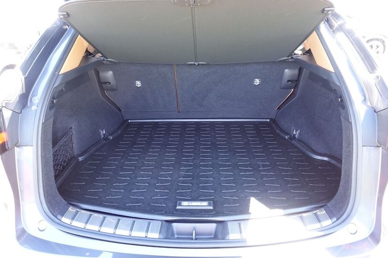 Lexus NX 350h NX350h Executive 4x4 - fotka 15 z 32