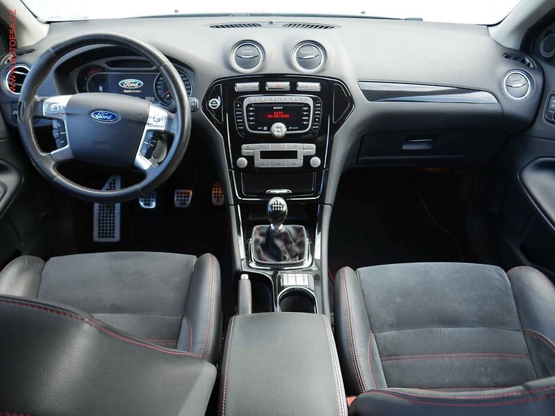 Ford Mondeo (2010) 2.2TDCI, autoAC - fotka 8 z 15