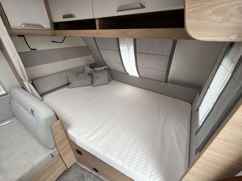 Knaus (2022) Südwind 500 QDK - E-POWER - fotka 10 z 20